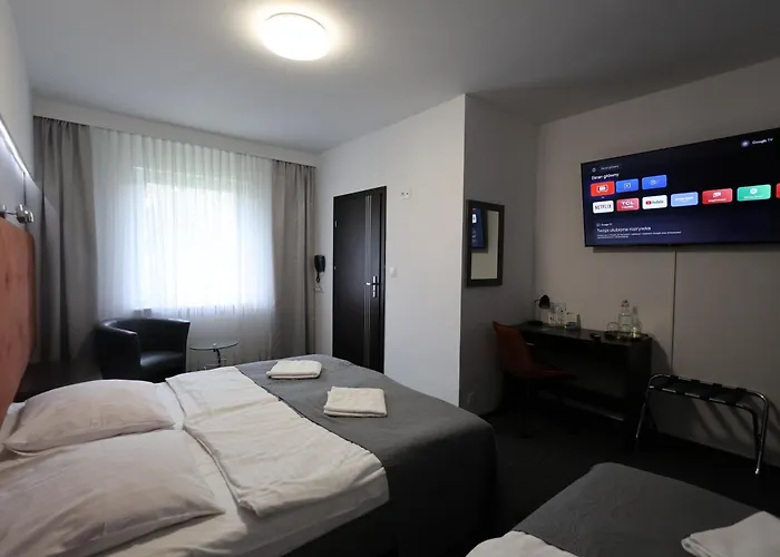 Garden Hotel- Jestesmy W Trakcie Modernizacji