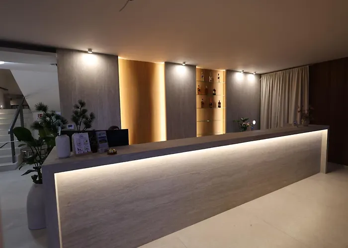 Hotel Garden Hotel- Jestesmy W Trakcie Modernizacji Krakau