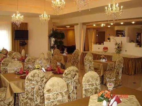 Hotel Garden Hotel- Jestesmy W Trakcie Modernizacji 3*