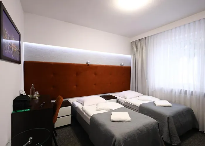 Garden Hotel- Jesteśmy W Trakcie Modernizacji 3*