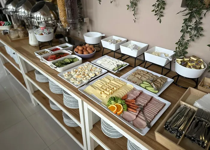 Garden Hotel- Jesteśmy W Trakcie Modernizacji 3*