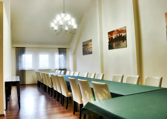 Hotel Garden Hotel- Jesteśmy W Trakcie Modernizacji