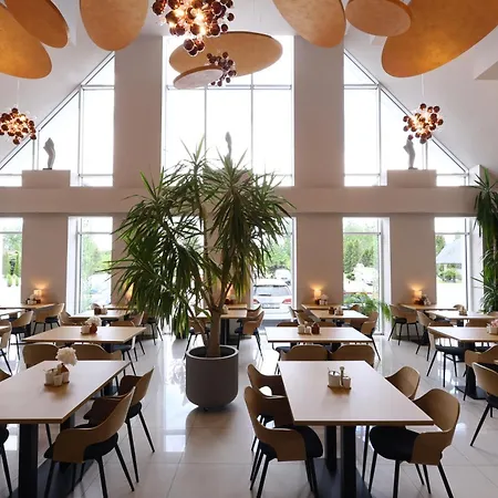 Krakow Garden Hotel- Bezplatny Parking