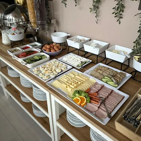 Krakow Garden Hotel- Bezplatny Parking 3*