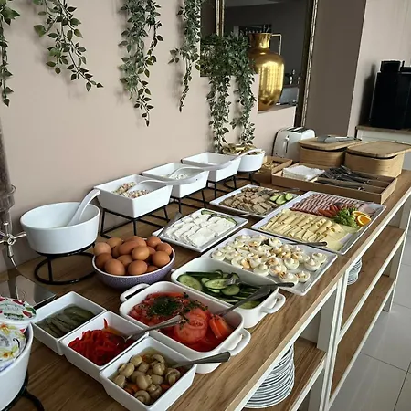 Krakow Garden Hotel- Jestesmy W Trakcie Modernizacji קרקוב