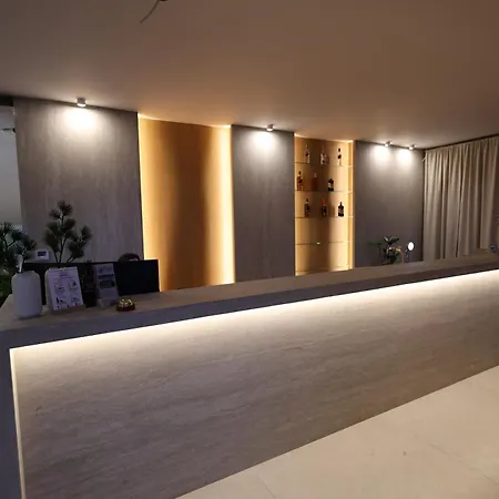 מלון Krakow Garden Hotel- Jestesmy W Trakcie Modernizacji קרקוב