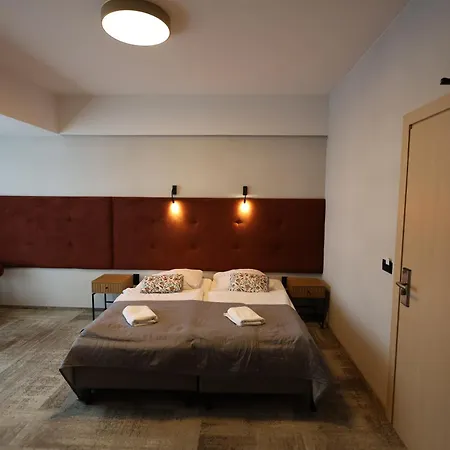 Garden - Bezplatny Parking Hotel 3*