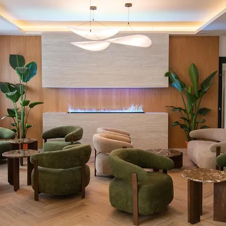 Garden Hotel- Jestesmy W Trakcie Modernizacji