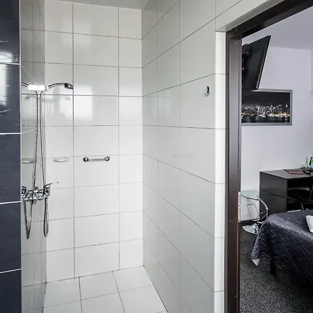 Hotel Garden - Bezplatny Parking 3*