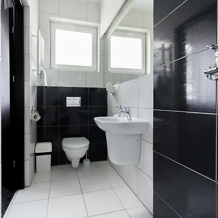 Krakow Garden Hotel- Jestesmy W Trakcie Modernizacji