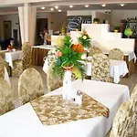 Hotel Garden Hotel- Jesteśmy W Trakcie Modernizacji