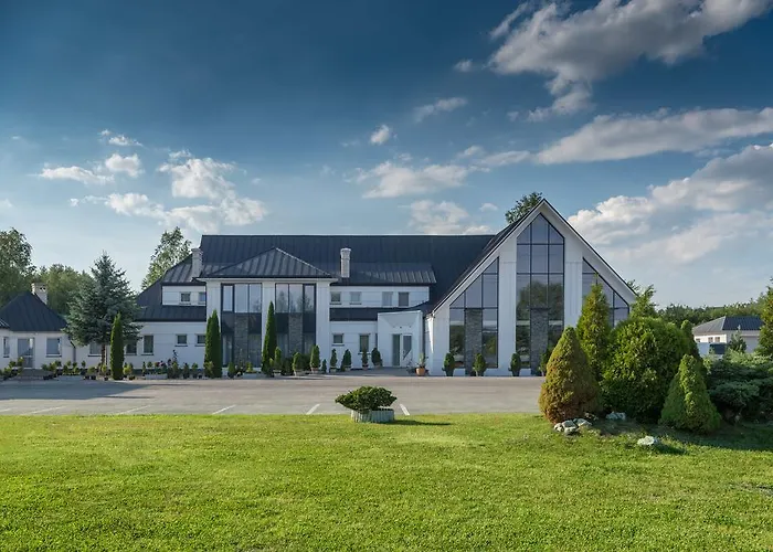 Garden Hotel- Jestesmy W Trakcie Modernizacji Hotel 3*